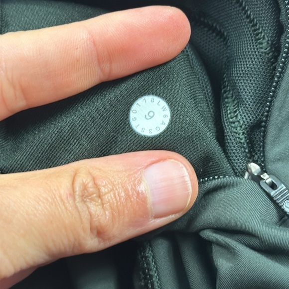 Lululemon Final Lap Crop *23" Evergreen - Picture 6 of 7